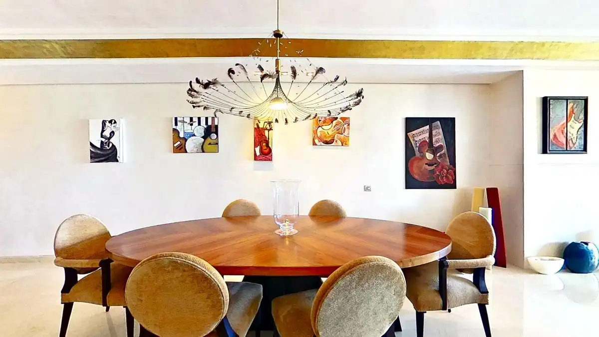 Comedor de Ático en venta en Marbella con Aire acondicionado, Terraza y Sauna