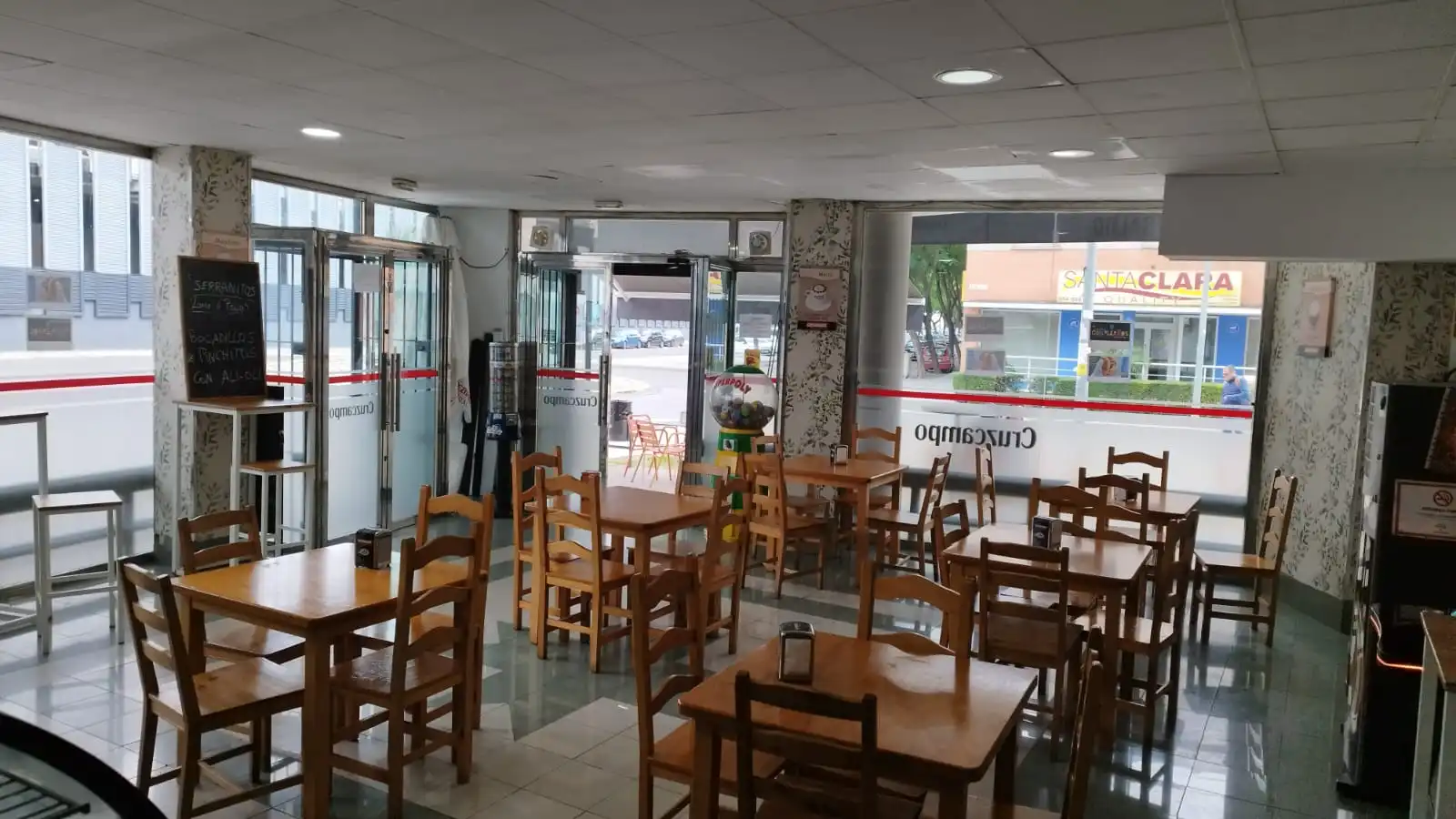 Local de alquiler en Camas con Aire acondicionado, Calefacción y Terraza