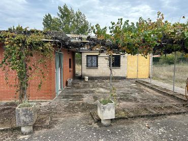 House for sale in Cardeñajimeno