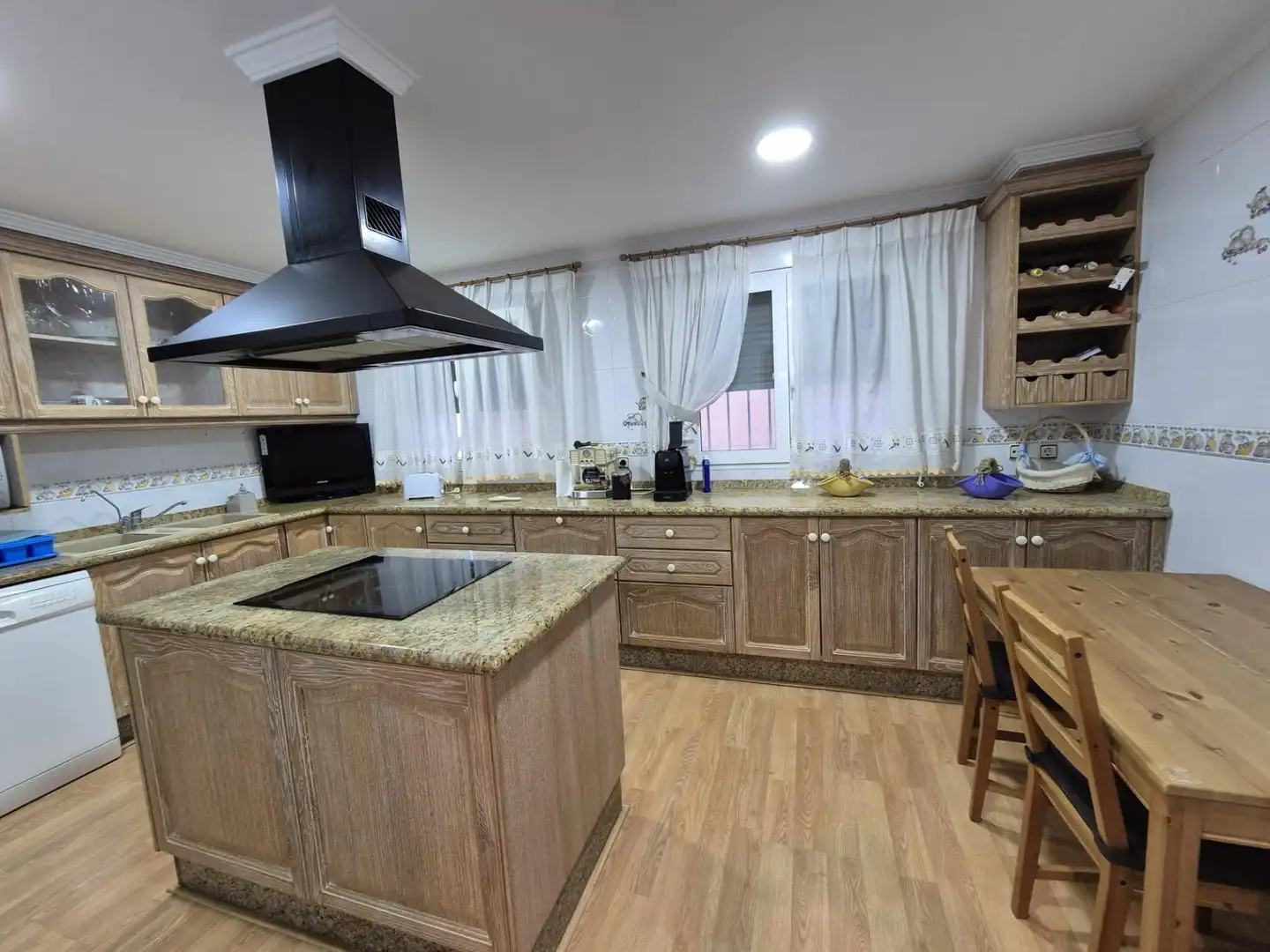 Kitchen of Detached homes for sale in Oliva  with Air Conditioner, Heating and Private garden