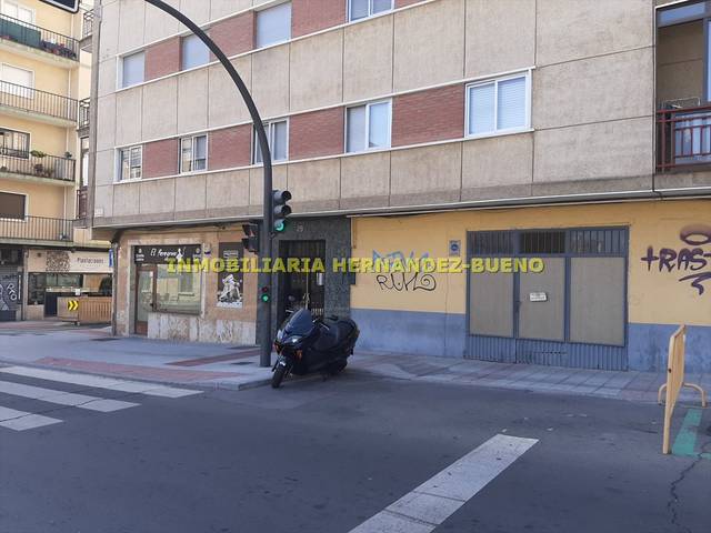 Local comercial en Venta en Salesas