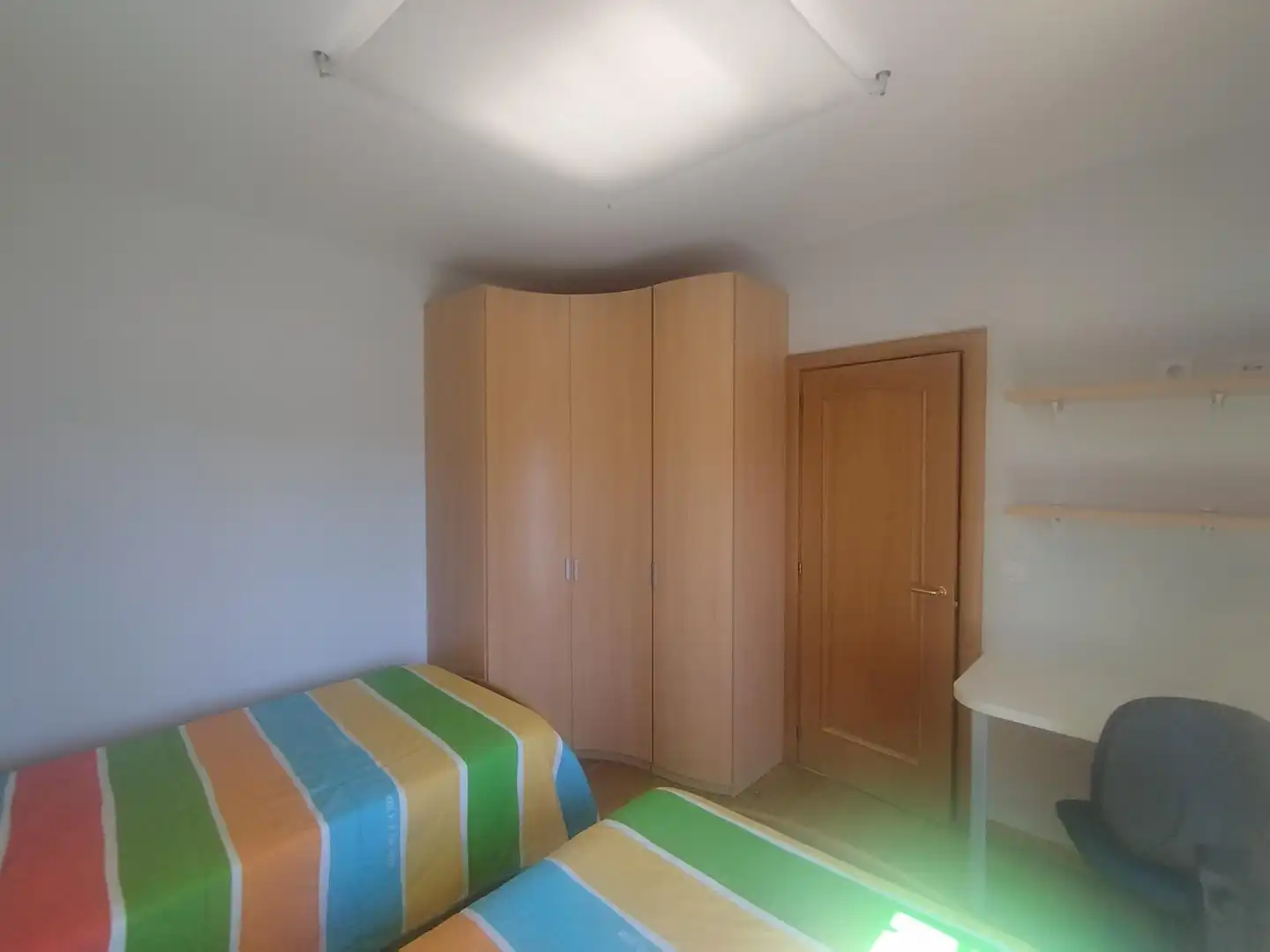 Dormitori de Apartament de lloguer en Lugo amb Calefacció, Terrassa i Traster
