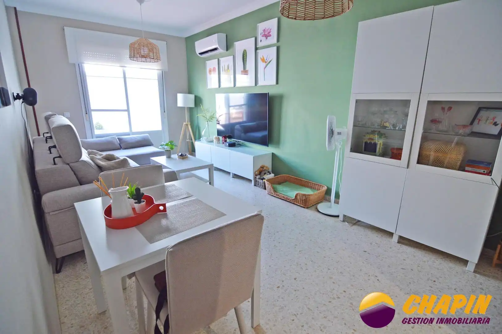 Sala de estar de Piso en venta en Arcos de la Frontera con Aire acondicionado y Terraza