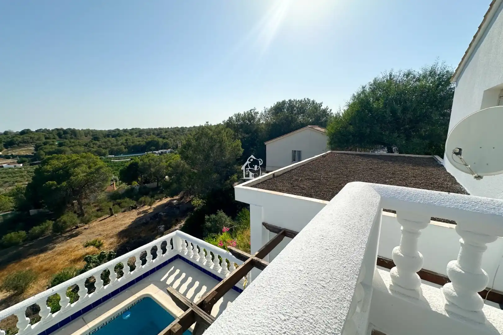 Außenansicht von Country house zur Miete in Pilar de la Horadada mit Privatgarten, Terrasse und Abstellraum