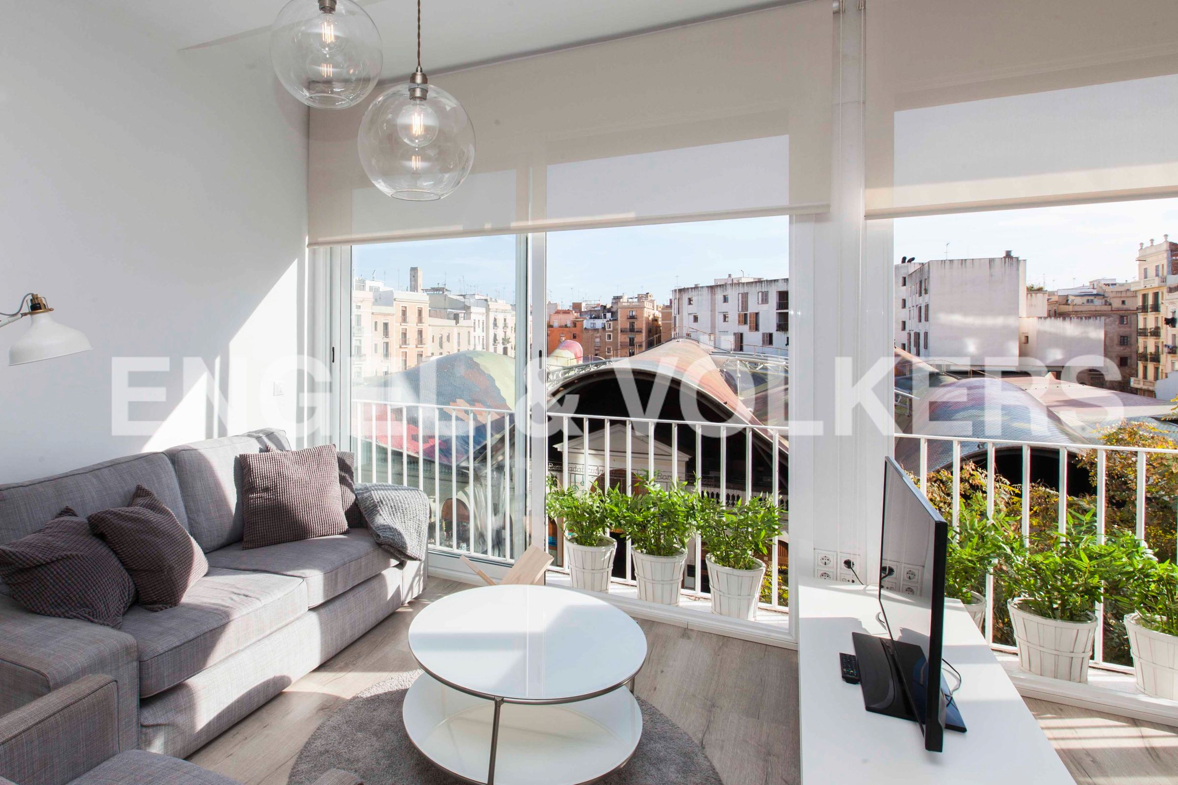 Sala d'estar de Apartament de lloguer en  Barcelona Capital amb Aire condicionat, Calefacció i Parquet