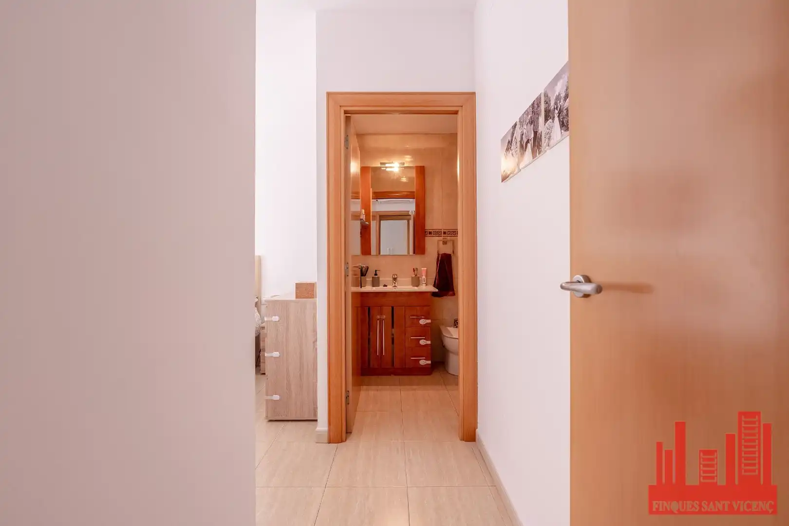 Bathroom of Flat for sale in Sant Vicenç Dels Horts  with Air Conditioner and Heating