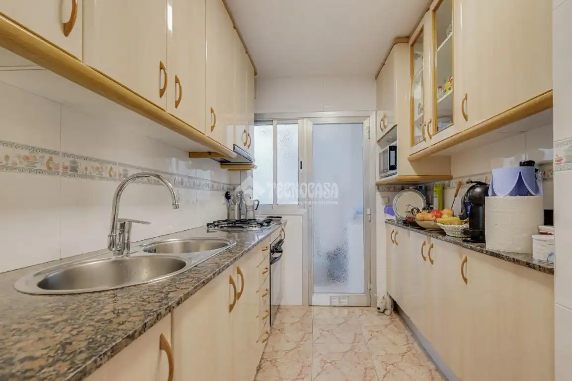 Wohnung mit Terrasse zum Verkauf in Salut - Lloreda, imagen 11