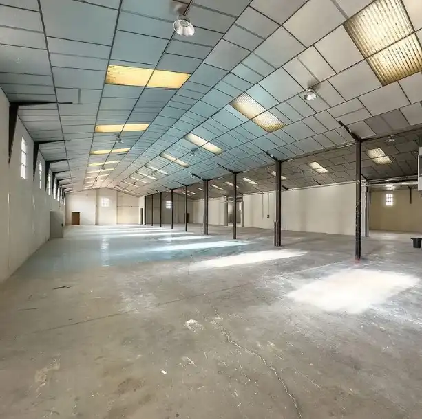 Industriegebäude zur Miete in Zona industrial, imagen 2