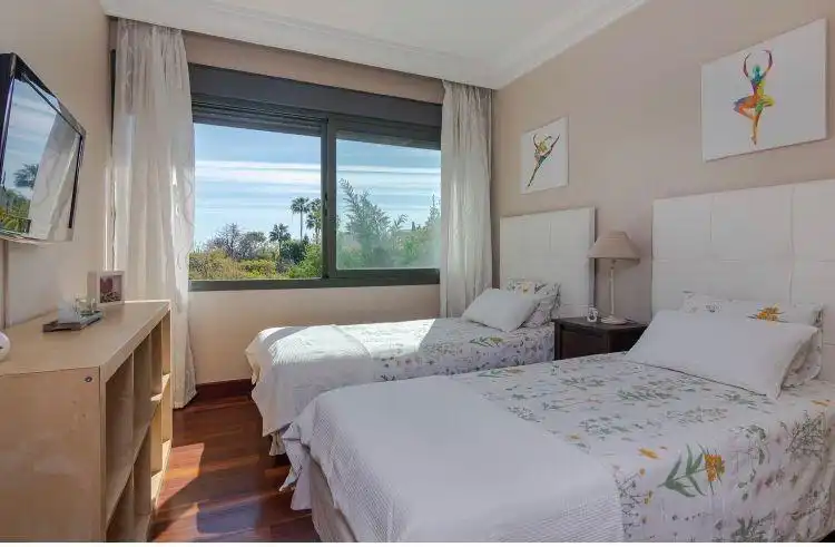 Dúplex amb piscina en venda a Nueva Andalucía, imagen 11