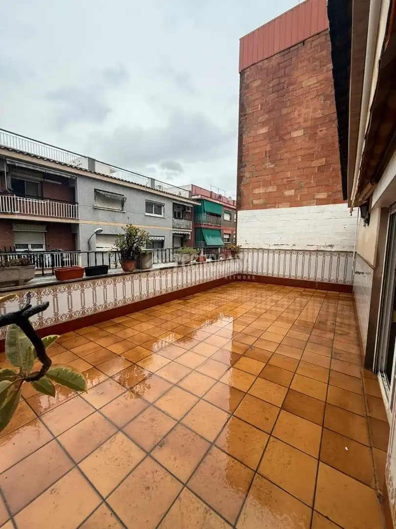 Terraza de Casa adosada en venta en Sant Joan Despí