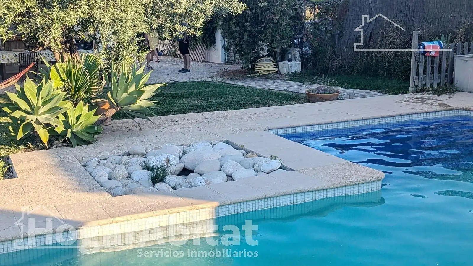 Piscina de Casa o xalet en venda en Oliva amb Aire condicionat, Jardí privat i Terrassa