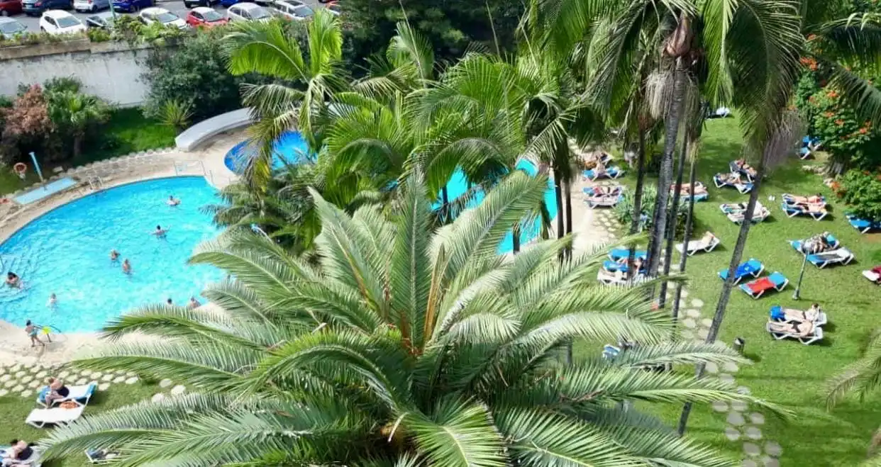 Piscina de Estudi en venda en Puerto de la Cruz amb Terrassa, Moblat i Microones