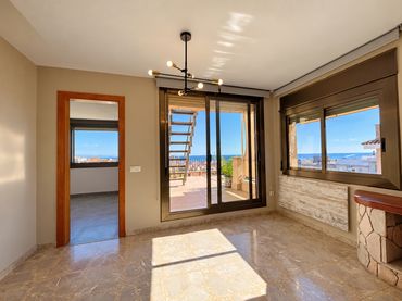 Attique avec balcon à vendre à Cerdanyola