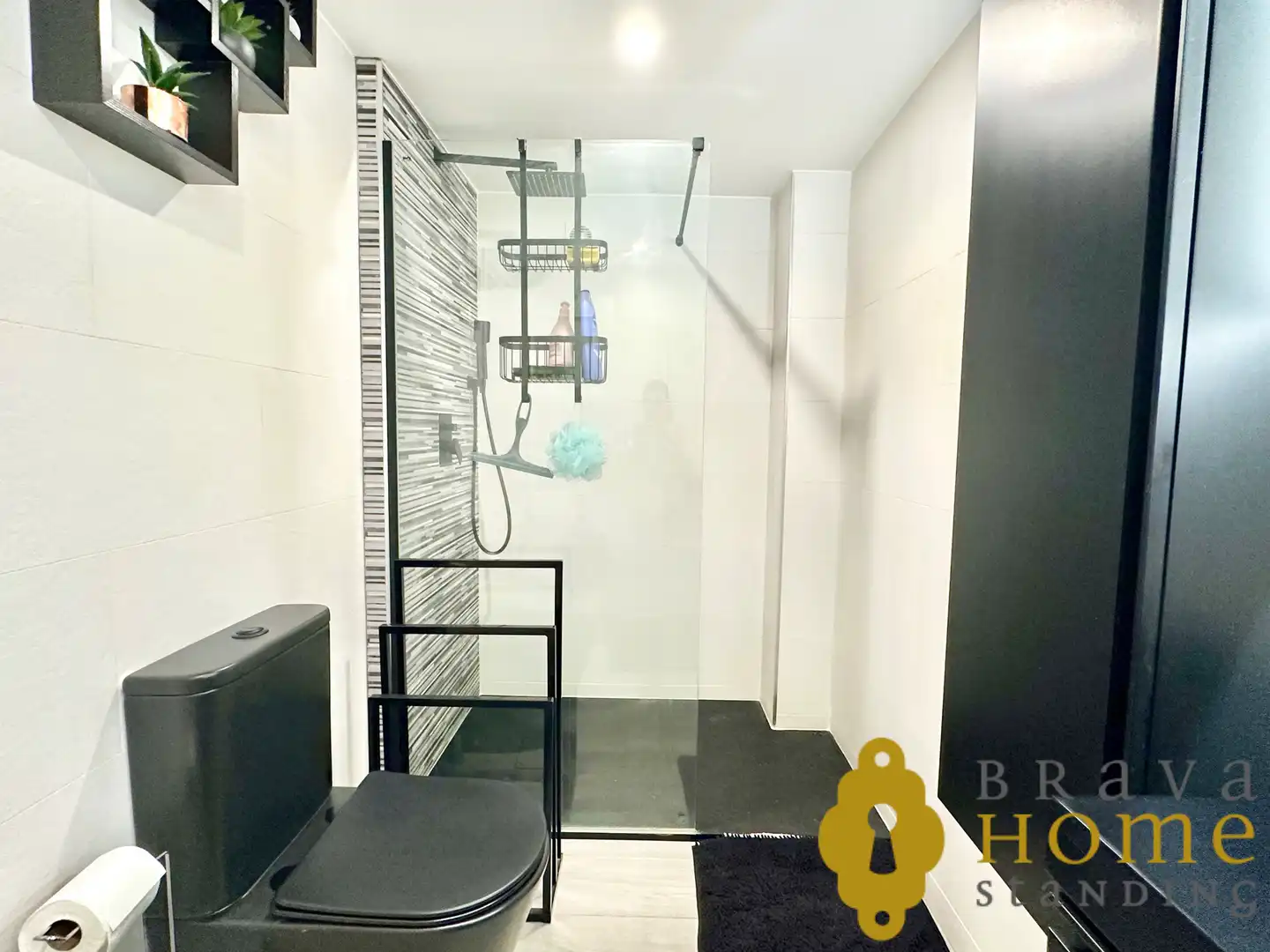 Baño de Ático en venta en Roses con Aire acondicionado, Terraza y Trastero