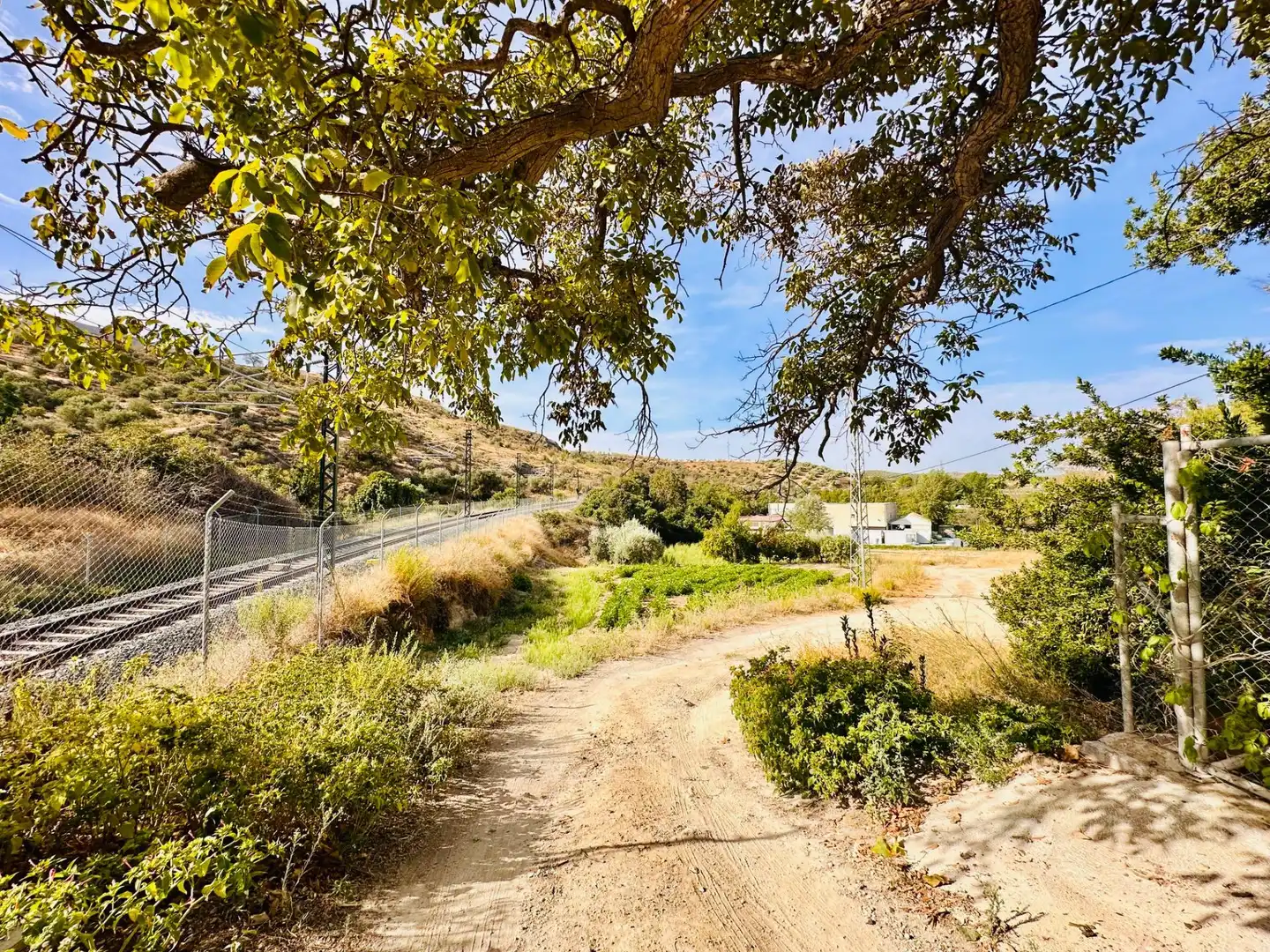 Vista exterior de Finca rústica en venda en Loja amb Jardí privat, Terrassa i Traster