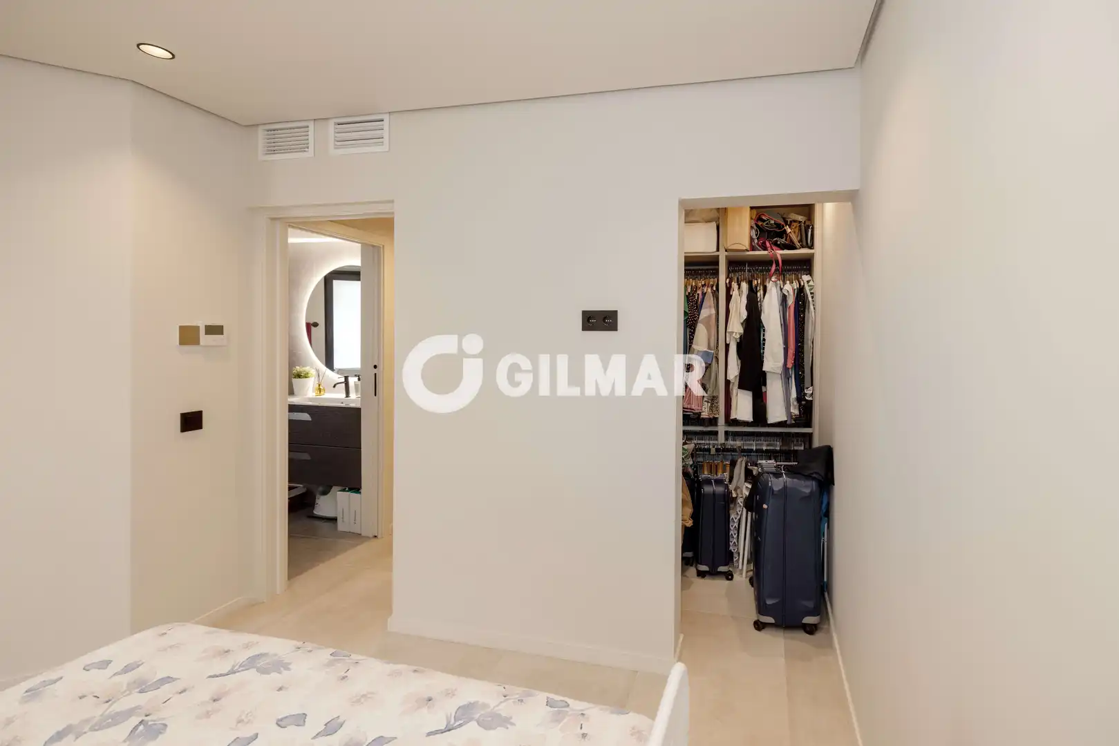 Dormitori de Apartament en venda en Nueva Andalucía