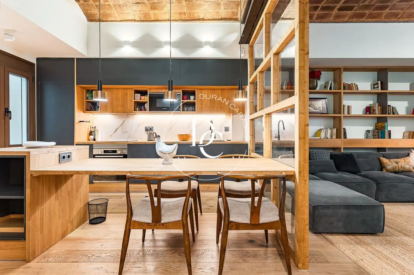 Piso con ascensor en venta en Passeig de Colom