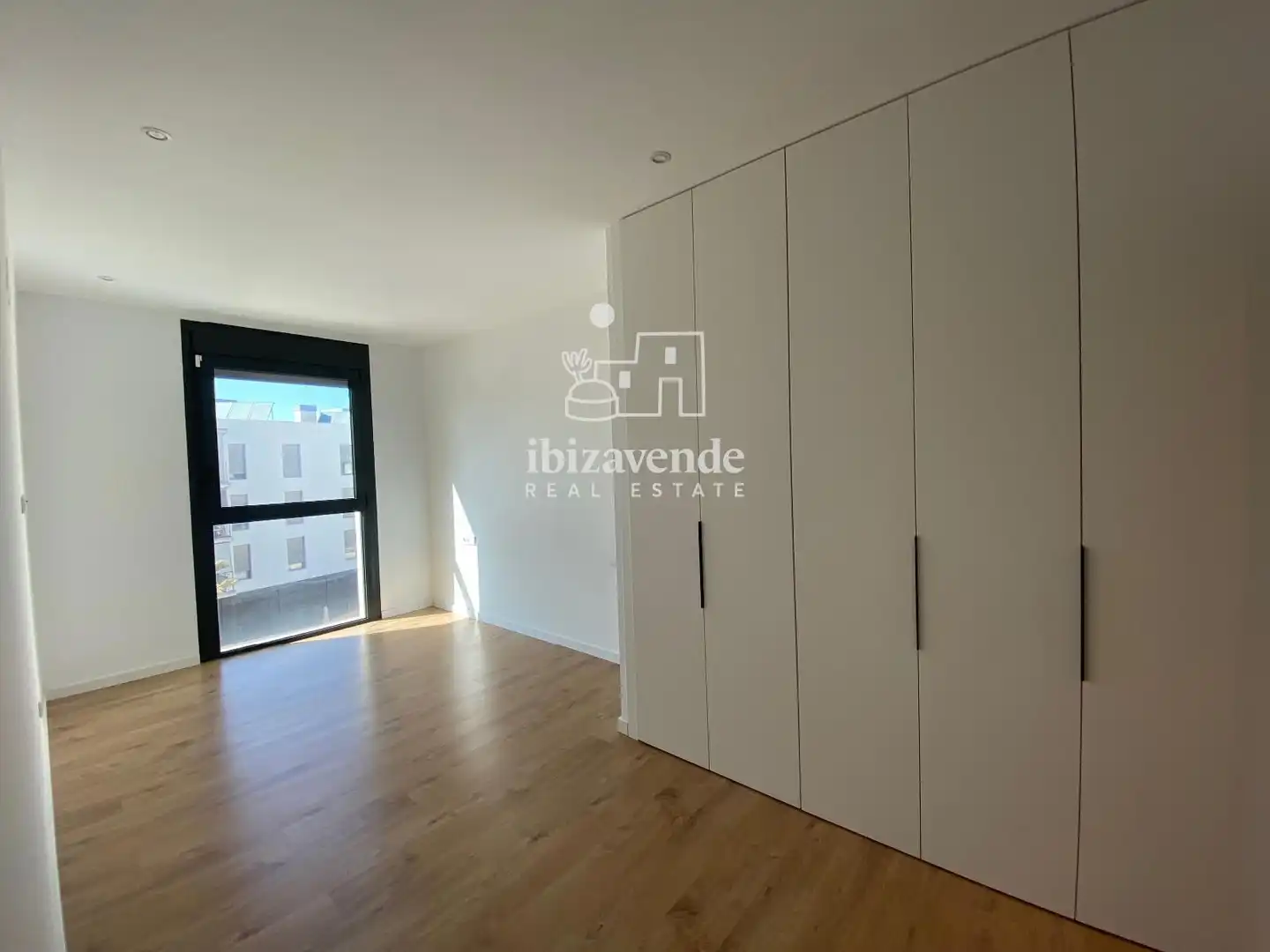 Schlafzimmer von Wohnung zur Miete in Santa Eulària des Riu mit Klimaanlage, Heizung und Terrasse