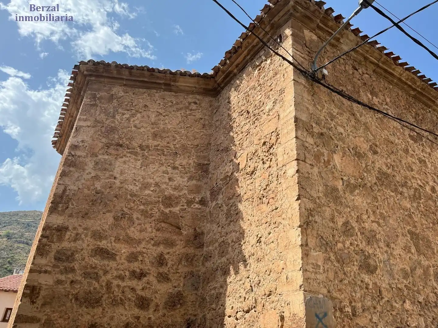 Vista exterior de Casa o xalet en venda en Santa Engracia del Jubera