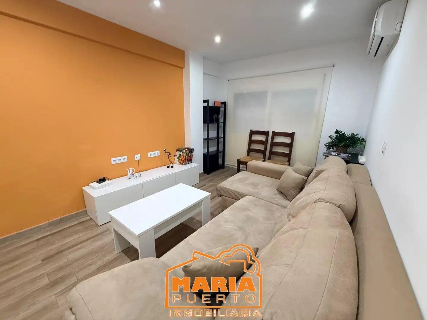 Sala de estar de Piso en venta en Puerto de la Torre - Atabal