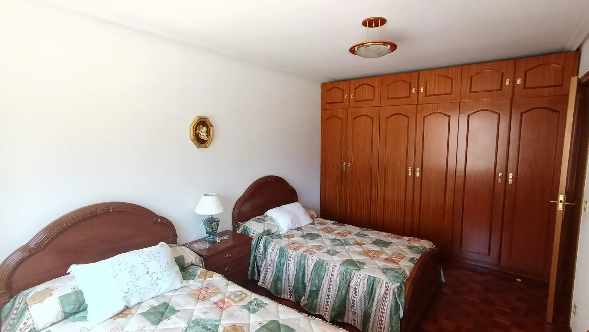 Habitación de Piso en venta en Burgos con Calefacción, Terraza y Trastero
