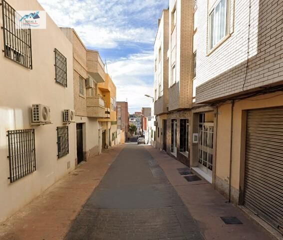 Exterior view of Flat for sale in  Almería Capital  with Terrace