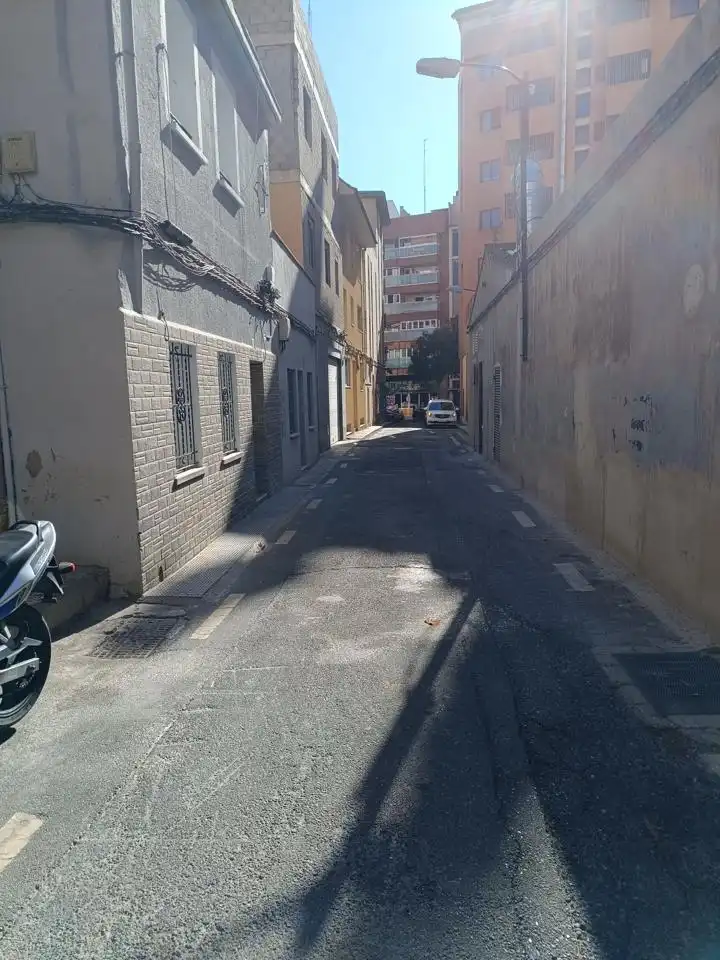 Außenansicht von Lagerraum zur Miete in Centro