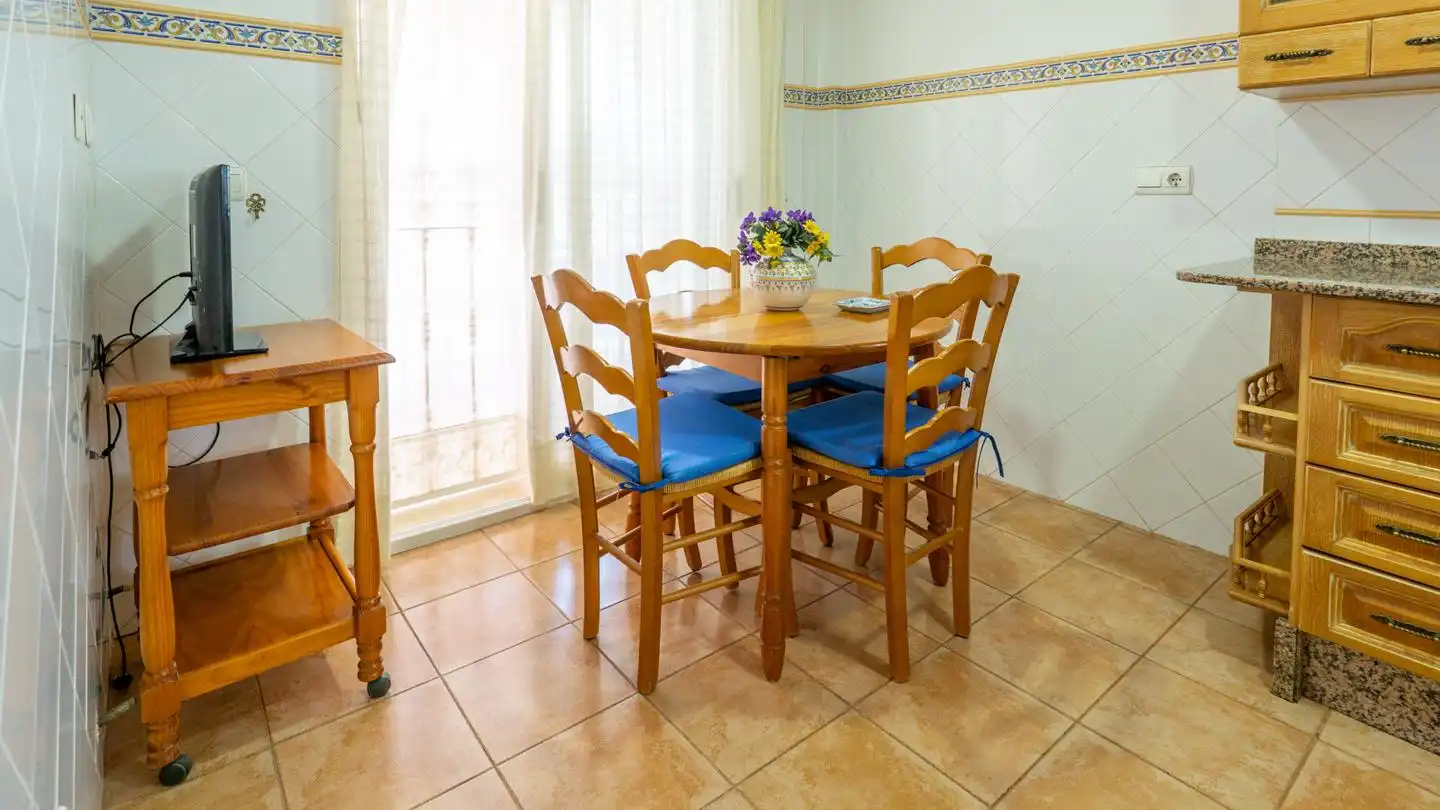 Menjador de Casa o xalet en venda en Elche / Elx amb Aire condicionat, Jardí privat i Terrassa