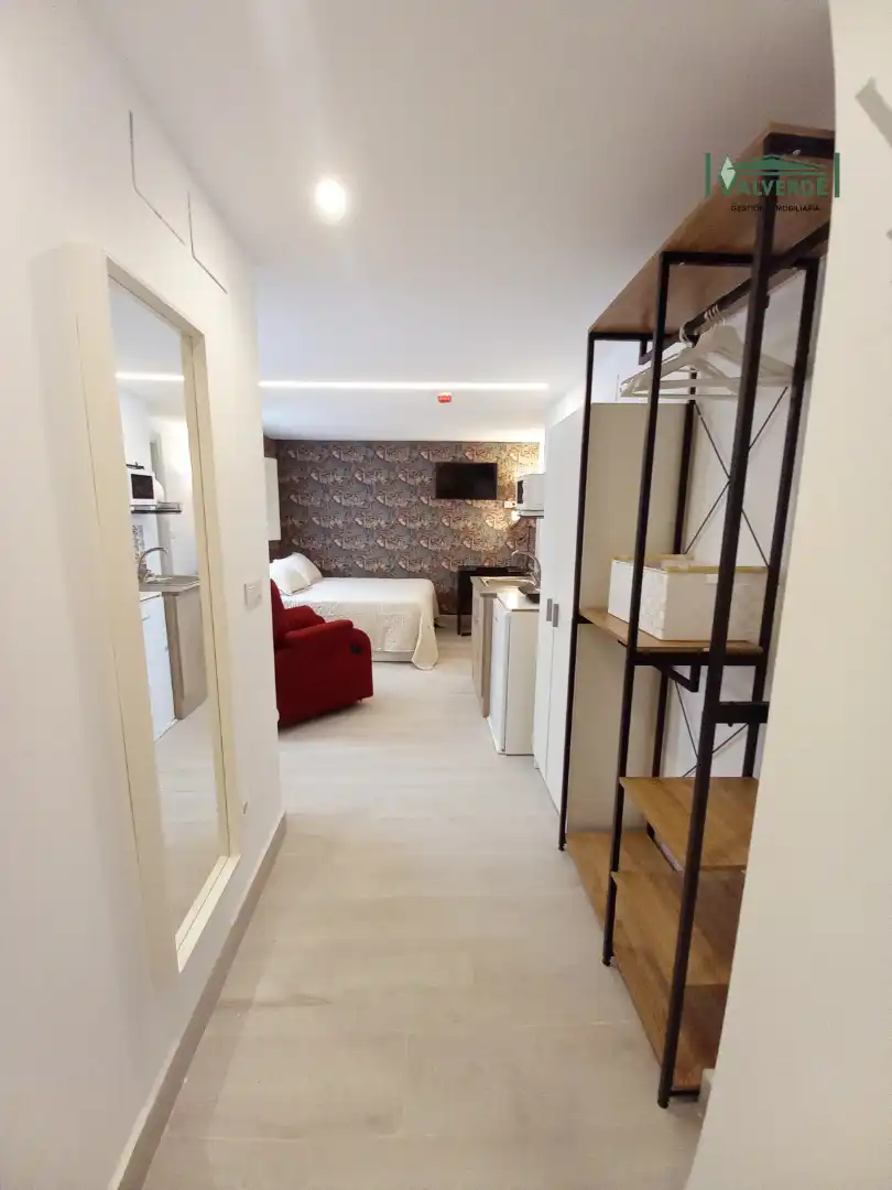 Schlafzimmer von Wohnung zur Miete in Granada mit Klimaanlage, Heizung und Möbliert