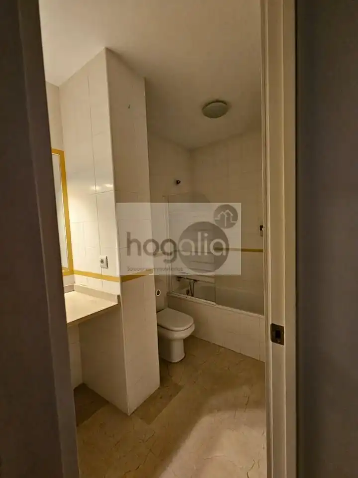 Baño de Dúplex de alquiler en Sevilla con Aire acondicionado