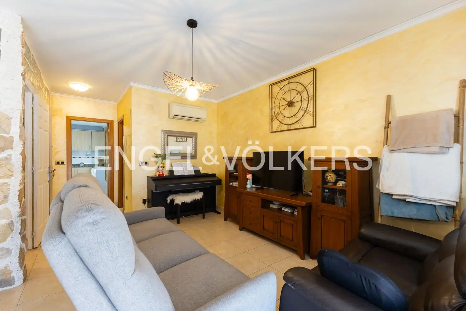 Sala de estar de Casa o chalet en venta en Les Alqueries / Alquerías del Niño Perdido con Aire acondicionado, Calefacción y Terraza