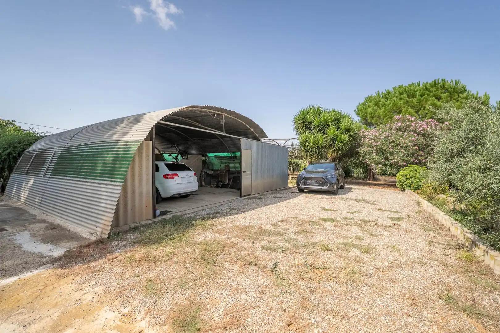 Parking de Finca rústica en venta en Riudoms con Calefacción y Jardín privado