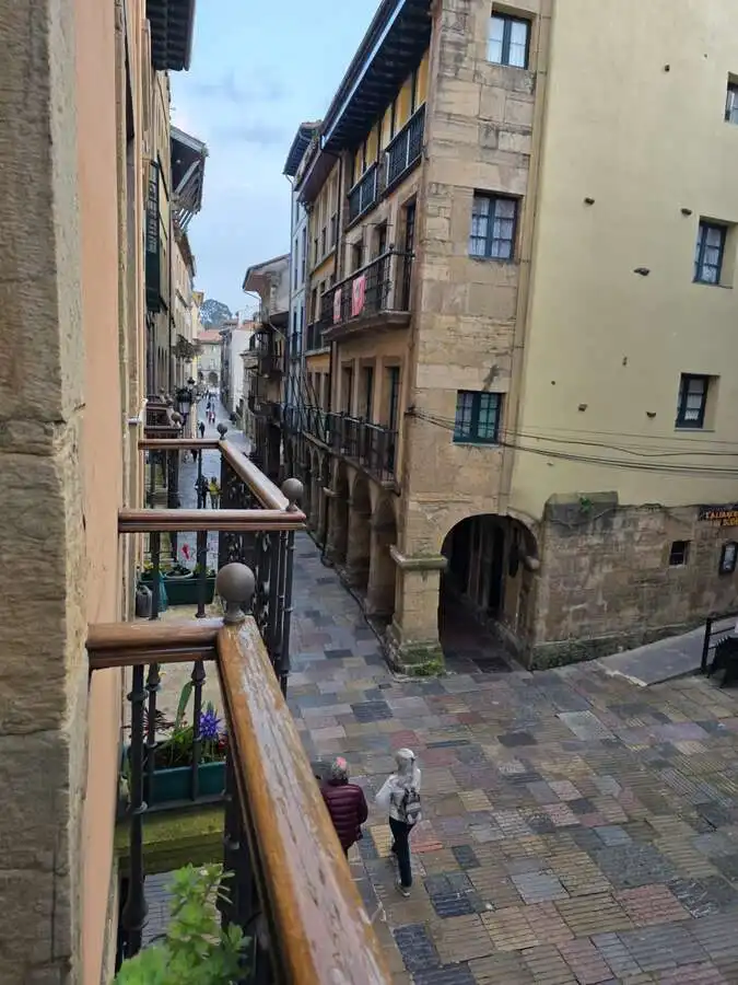 Terrassa de Pis en venda en Avilés amb Calefacció i Traster