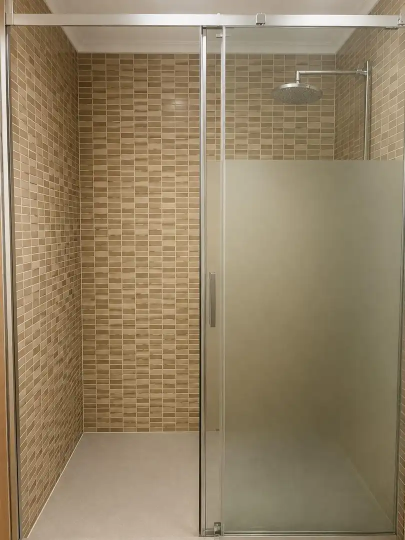 Baño de Piso en venta en Valencia con Aire acondicionado, Jardín privado y Balcón