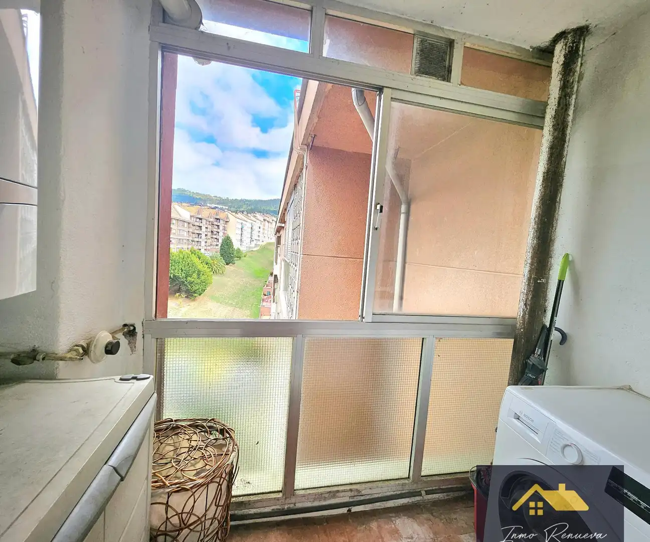 Balcony of Flat for sale in Etxebarri, Bizkaia