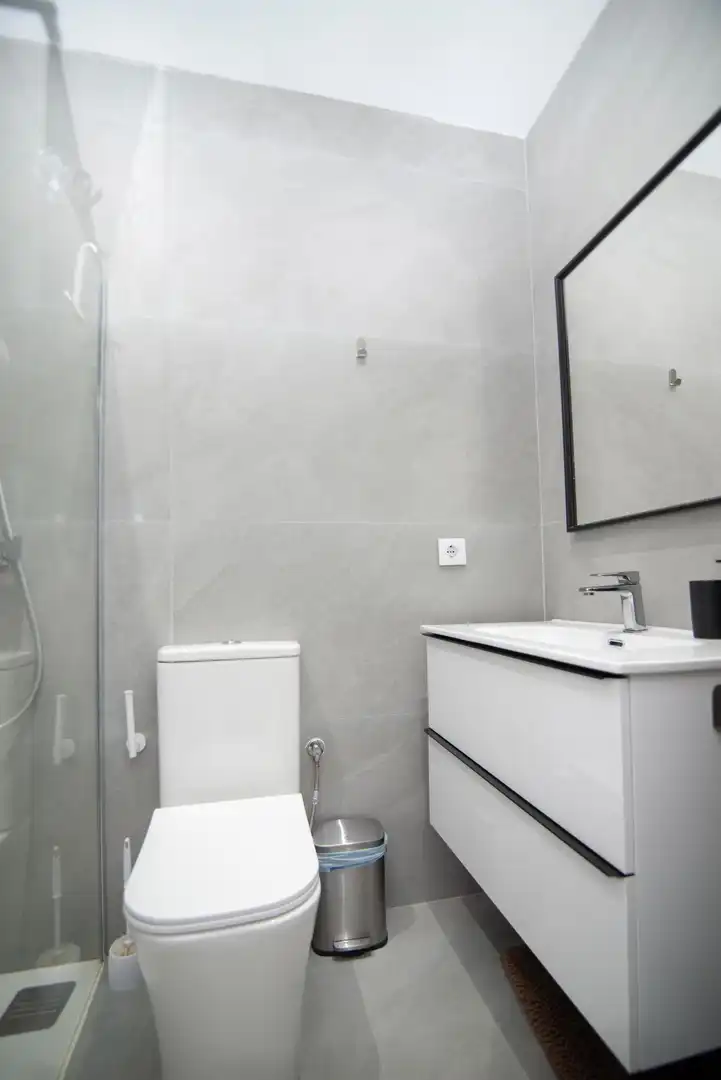 Bany de Apartament en venda en Chiclana de la Frontera amb Aire condicionat, Jardí privat i Terrassa