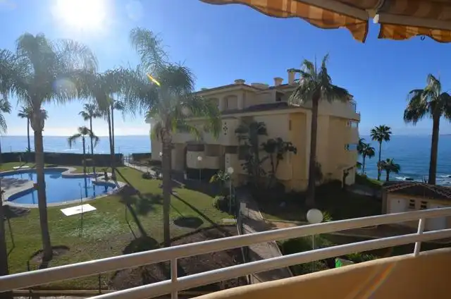 Apartamento con piscina en venta en Calle Calle Torrequebrada, imagen 7