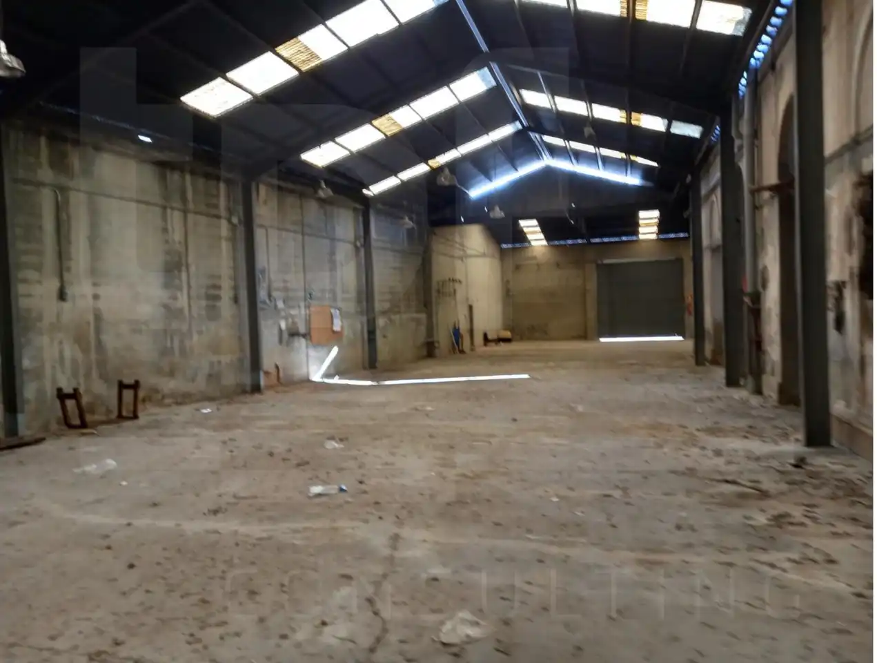 Vista exterior de Nave industrial en venta en Carcaixent