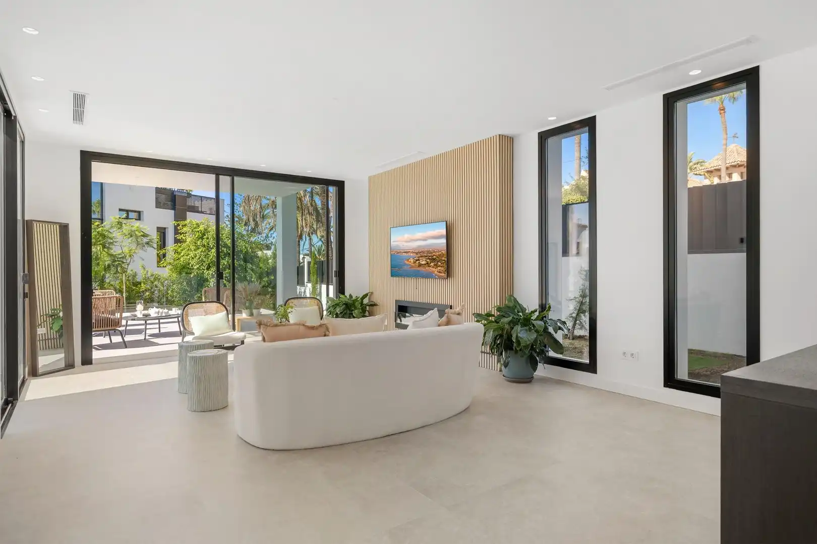 Chalet con piscina en venta en Elviria - Cabopino, imagen 21