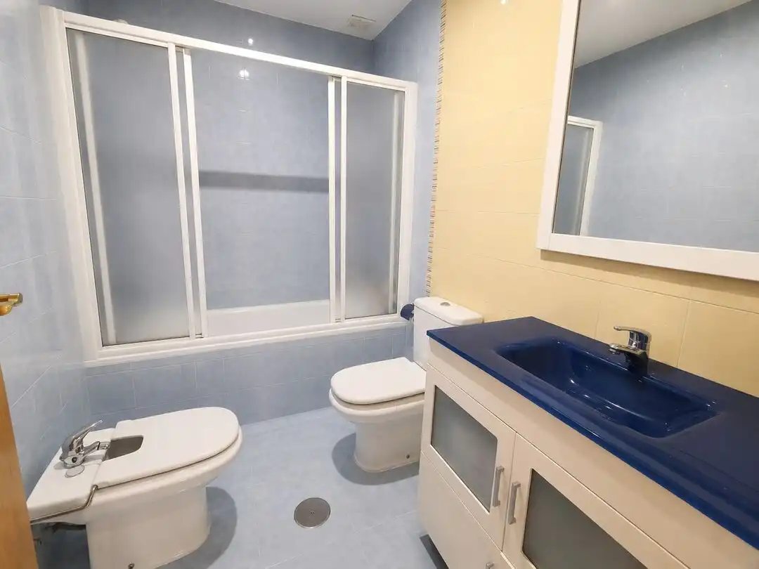 Baño de Casa o chalet en venta en Villaluenga de la Sagra con Aire acondicionado, Calefacción y Jardín privado