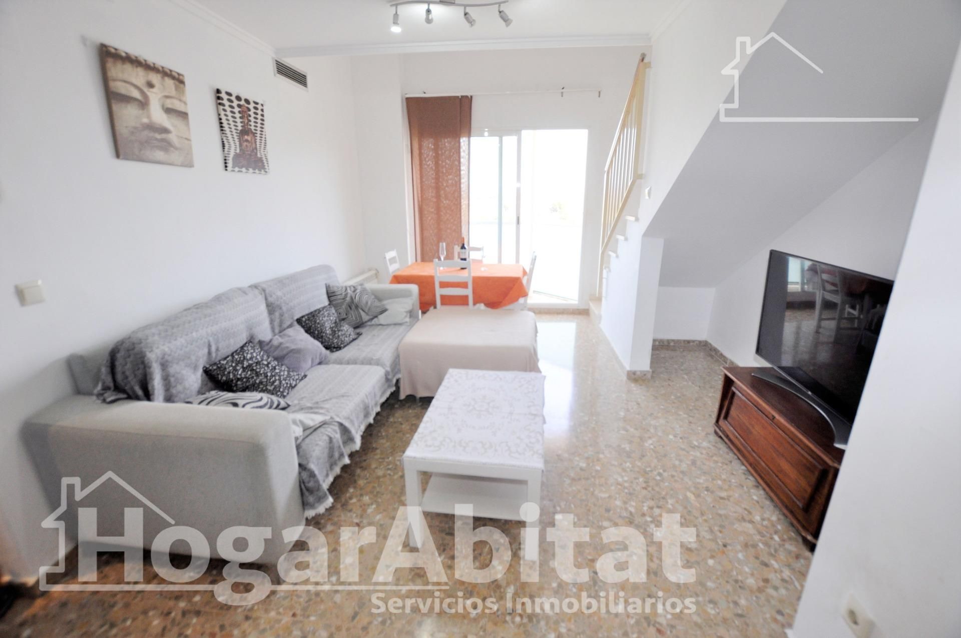 Living room of Attic for sale in  Valencia Capital  with Air Conditioner, Heating and Terrace
