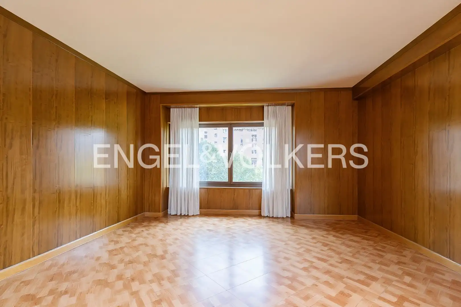 Sala d'estar de Casa o xalet en venda en Manresa amb Calefacció i Terrassa