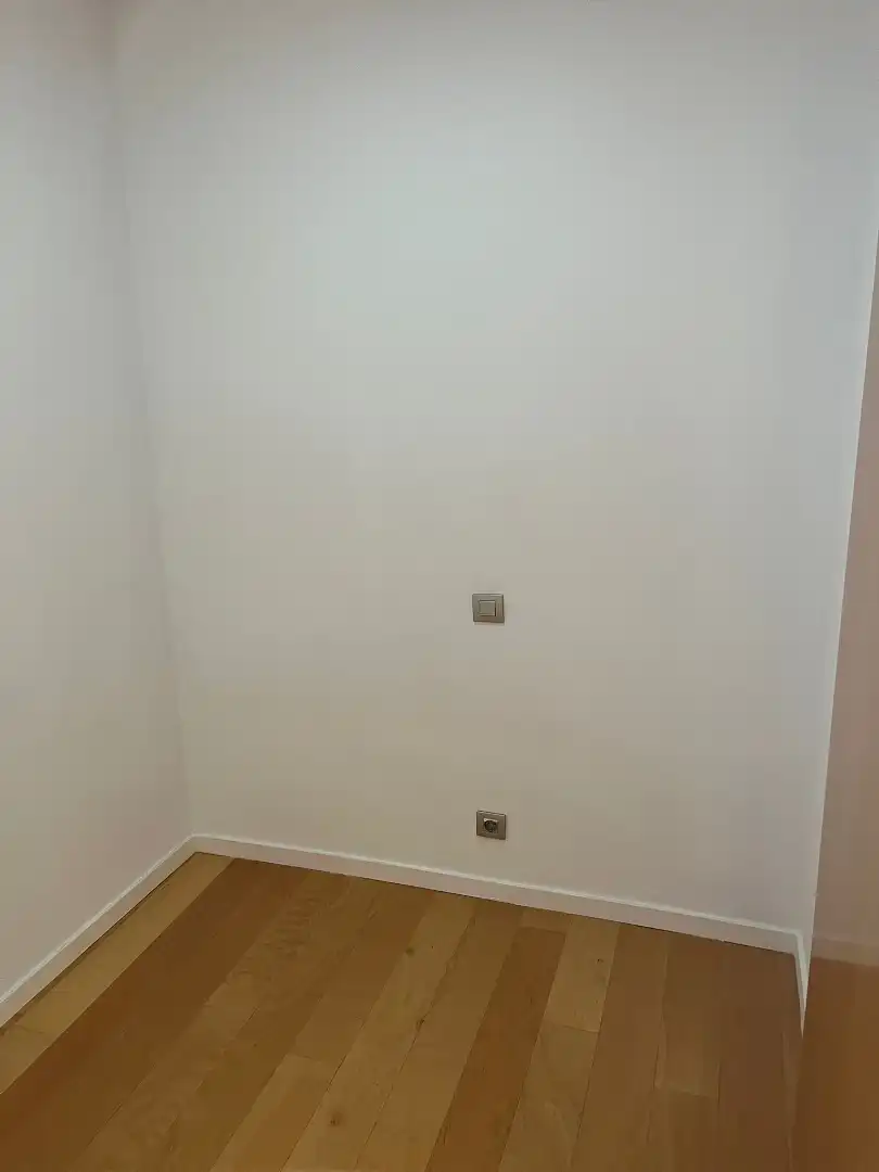 Piso en venta en Barcelona con Horno, Lavadora y Microondas