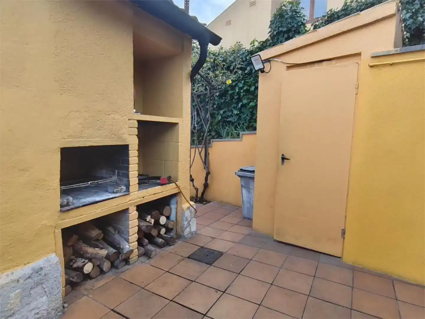 Garten von Wohnung zur Miete in La Llacuna mit Klimaanlage, Privatgarten und Schwimmbad
