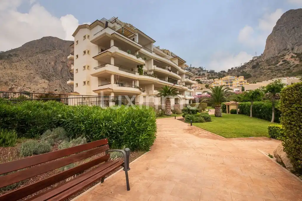 Außenansicht von Erdgeschoss zum Verkauf in Altea mit Klimaanlage, Privatgarten und Terrasse