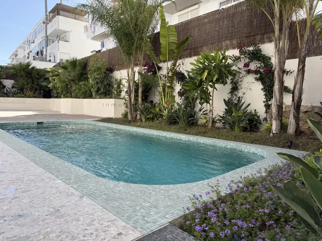 Mini appartamento con piscina in affitto a Calle Carles Roman Ferrer