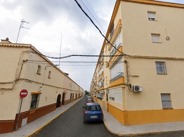 Piso en venta en Calle Manises 8