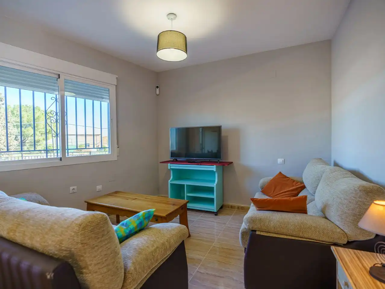 Living room of Houses for rent in Ventas de Huelma  with Air Conditioner, Terrace and Storage room