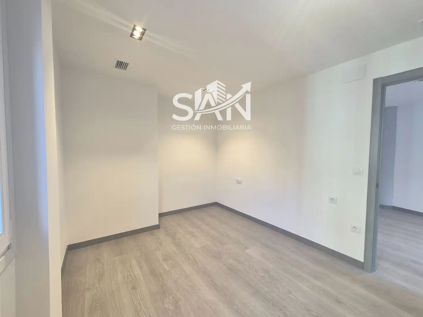 Penthouse with terrace for sale in Torrero-La Paz, imagen 14