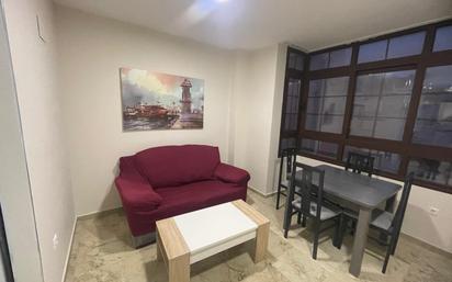 Sala d'estar de Apartament de lloguer en  Melilla Capital amb Moblat